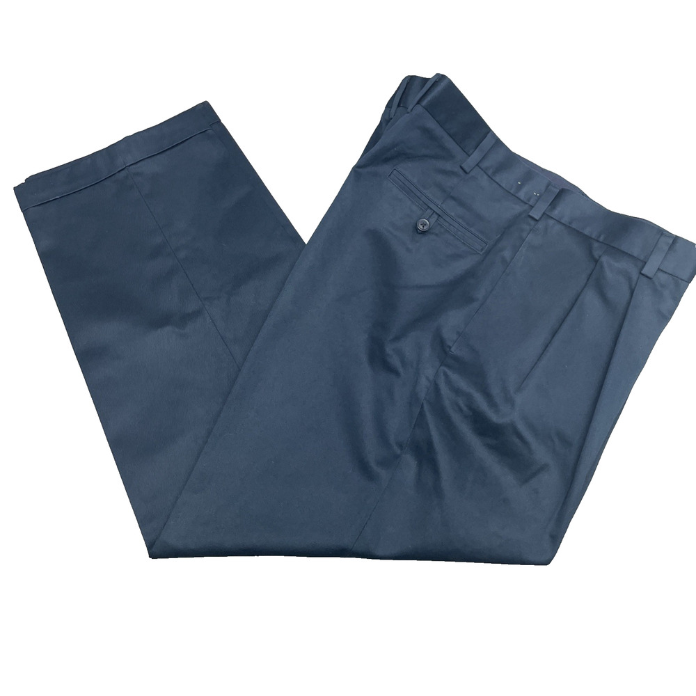 Jos A Bank Travelers Collection Mens Navy Cotton Chinos Fits 40W x 28.5L Pleated